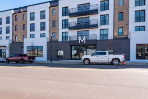 Downtown Dolly - Stylish Airy and Cozy
